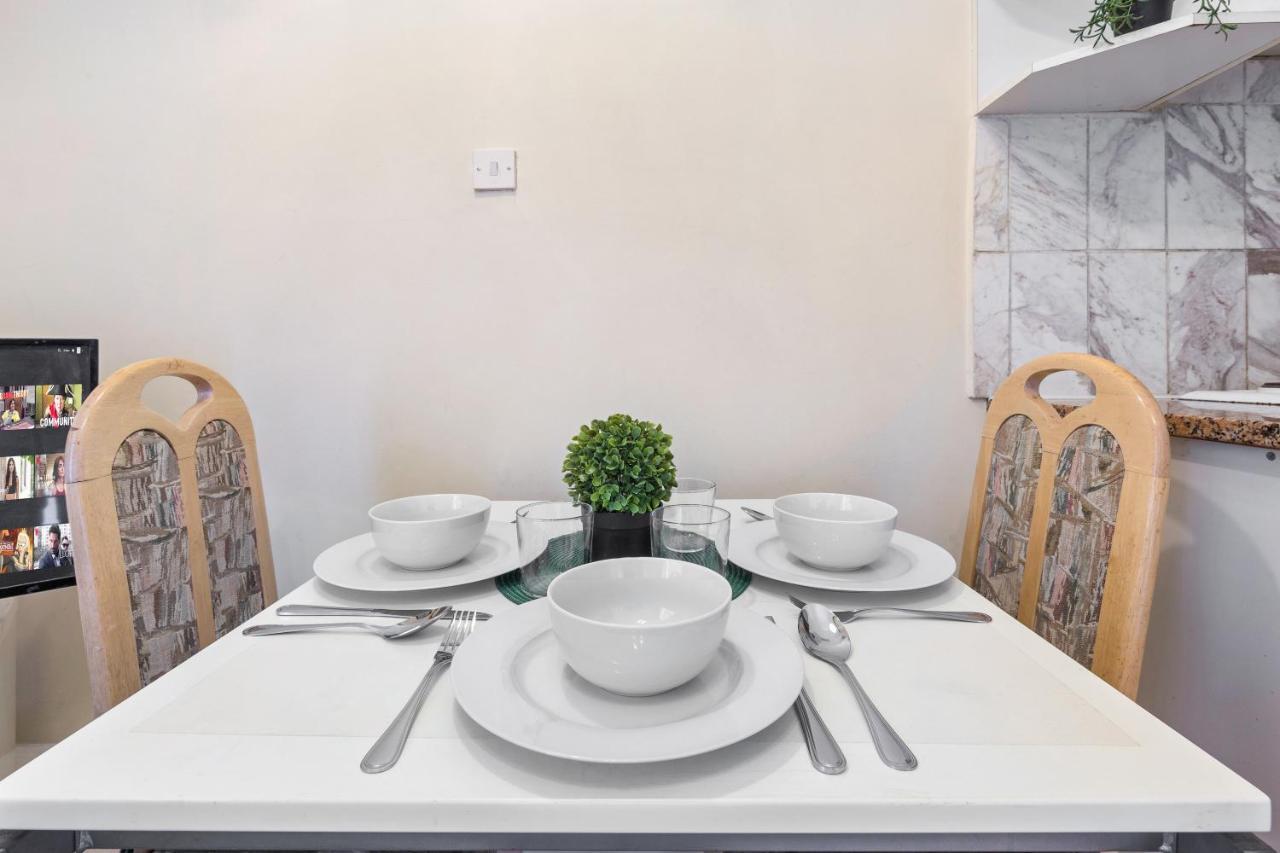 Flat In Central Лондон Экстерьер фото